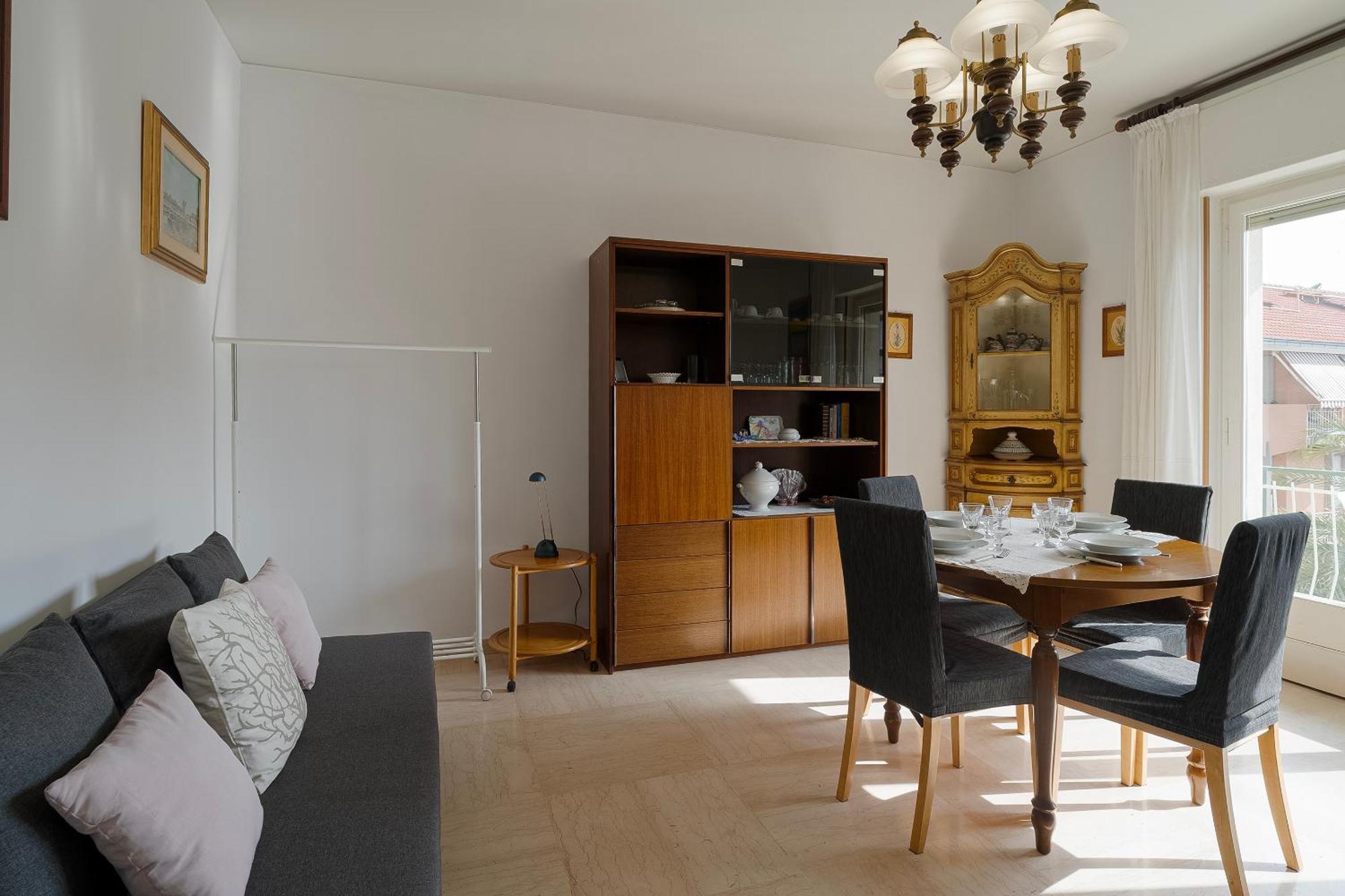 Casa Silvia - Central - Terrace - Wifi Bordighera Exteriör bild